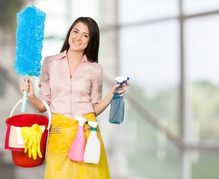 Commercial cleaner in W11 maintaining an office workspace